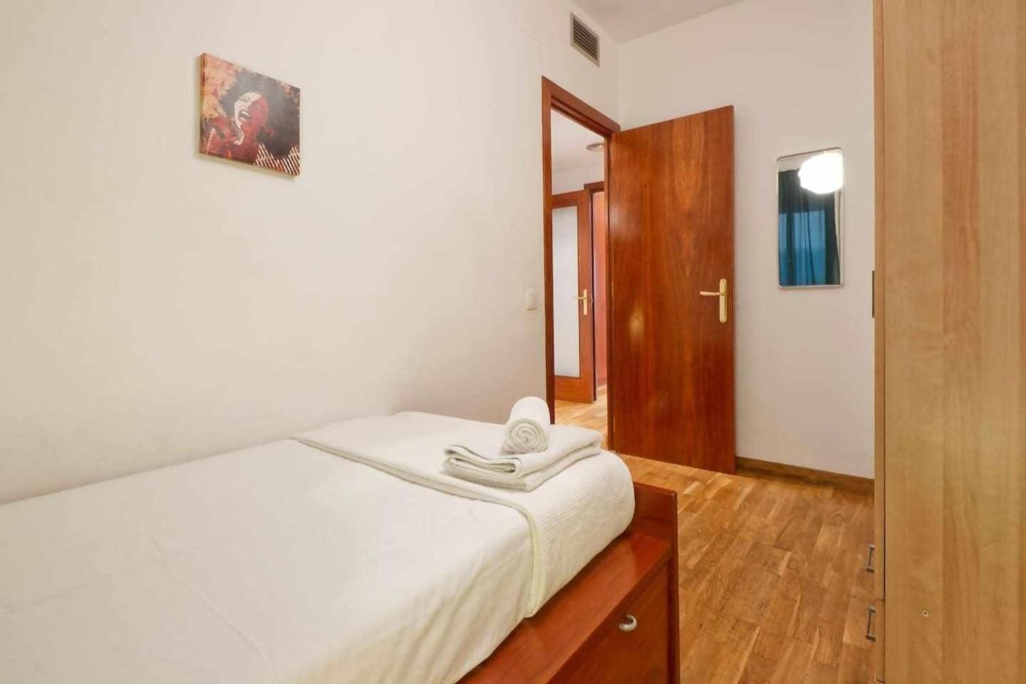 Comfortable 4 Rooms 2Bath W Balcony Barcelona Kültér fotó