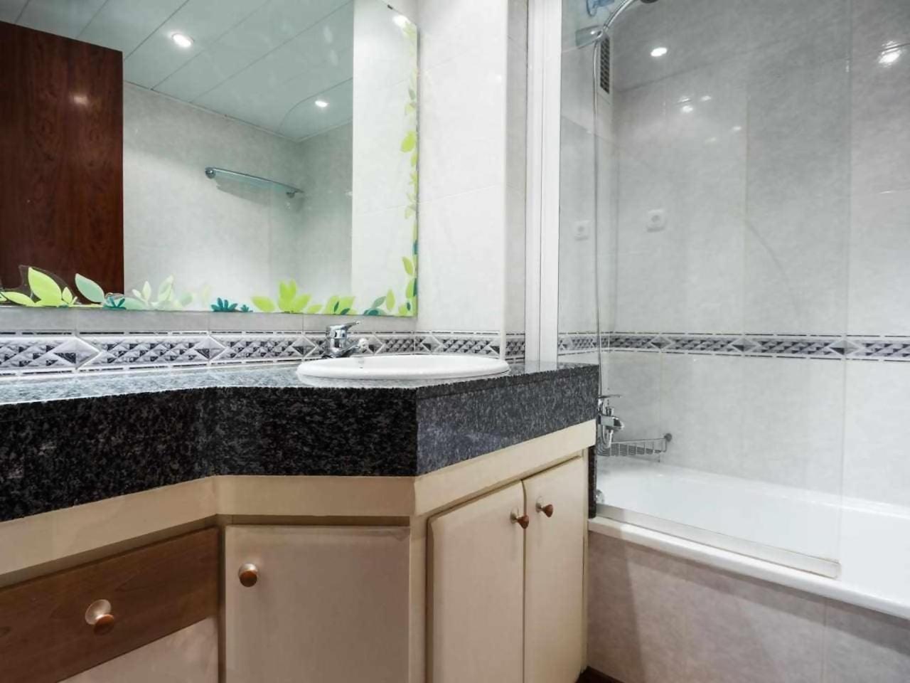 Comfortable 4 Rooms 2Bath W Balcony Barcelona Kültér fotó
