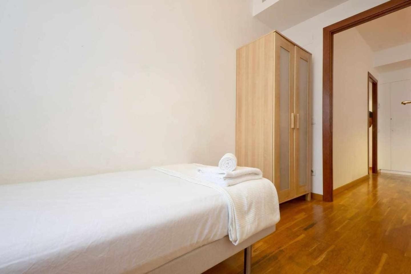 Comfortable 4 Rooms 2Bath W Balcony Barcelona Kültér fotó